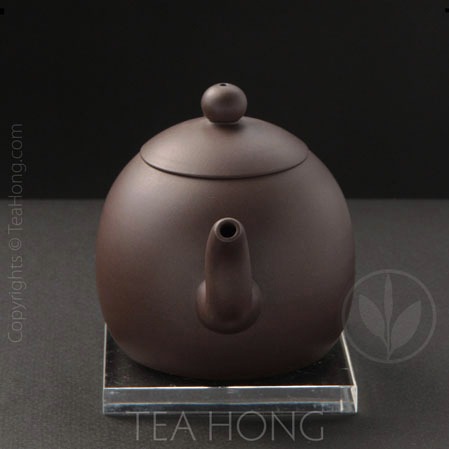 zhang zun: dragon egg, front view zhang zun: dragon egg, front view