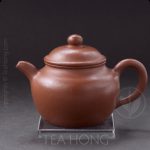 A zhu-ni Yixing teapot