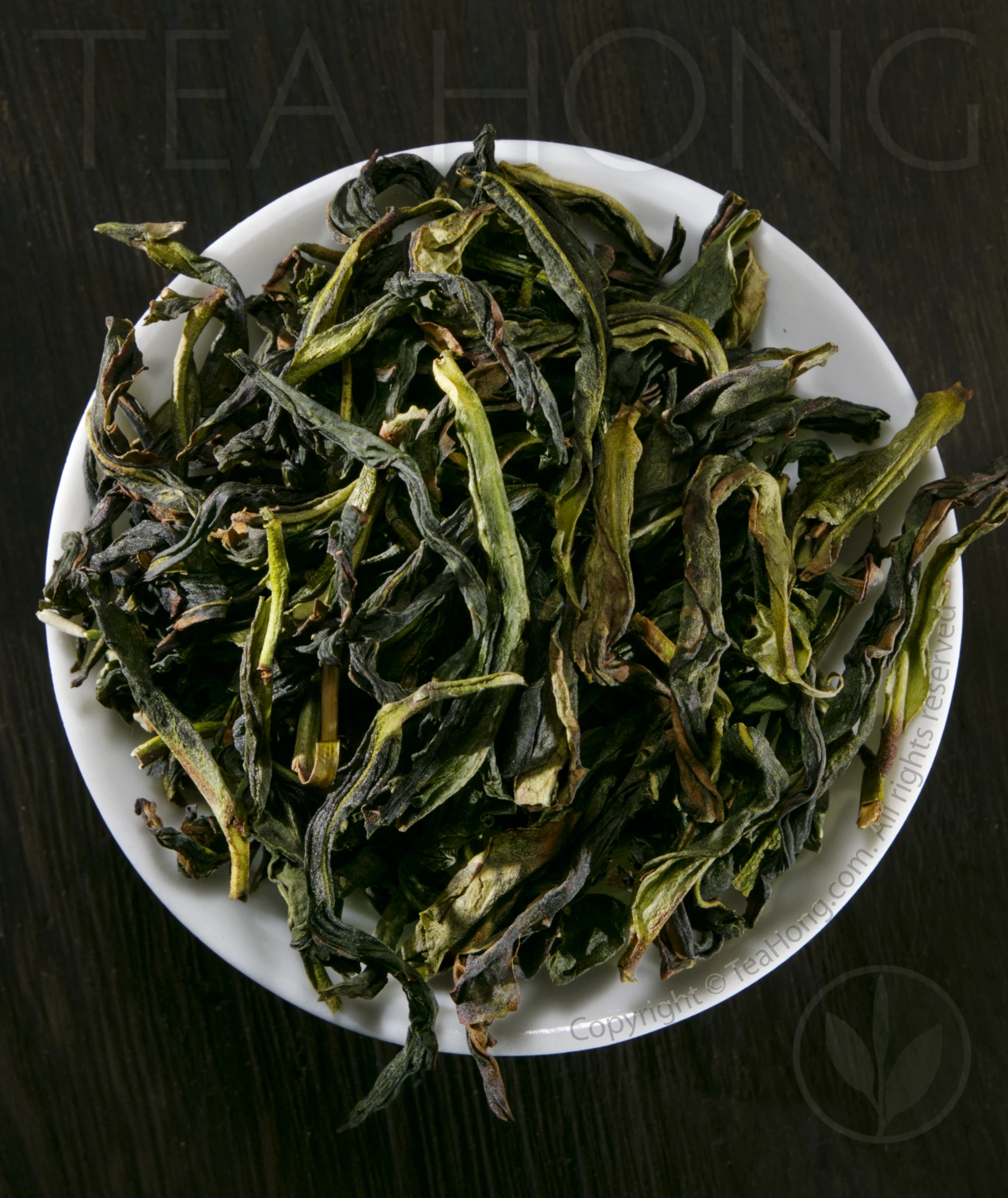 snow orchid, winter harvest Phoenix oolong The varied colours and tones of the leaves of Tea Hong's Snow Orchid