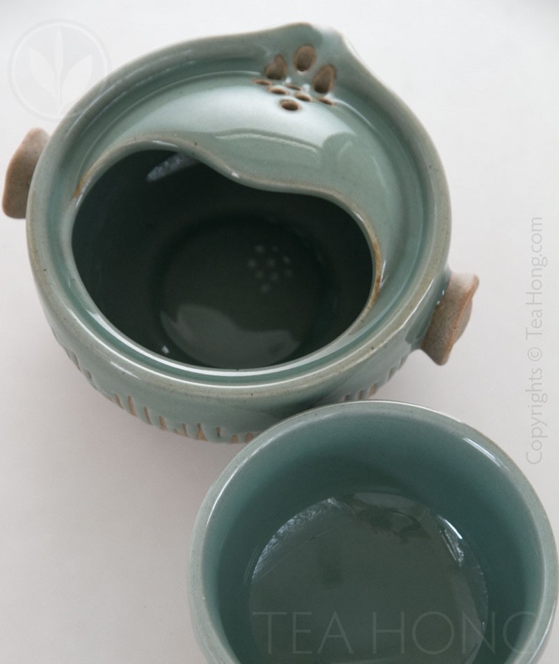 Tea-for-one ( Half Celadon )
