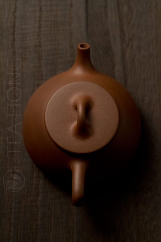 Zhou Li Ping: Shi Piao | Yixing teapot — top view
