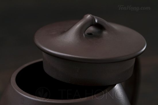 Yixing teapot — Wu Min: Bamboo Shi-piao lid Yixing teapot — Wu Min: Bamboo Shi-piao lid