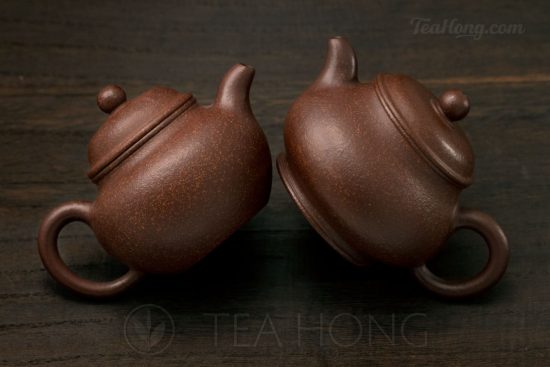 Yixing teapot — Yang Li Ya: Zijinsha in two styles Yixing teapot — Yang Li Ya: Zijinsha in two styles