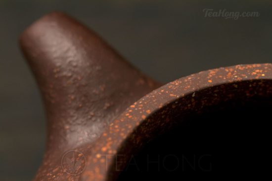 Yixing teapot — Yang Li Ya: Zijinsha grain closeup 1