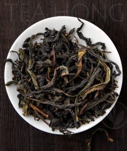 Wuyi Oolong: Qi Lan | Lily Eccentric