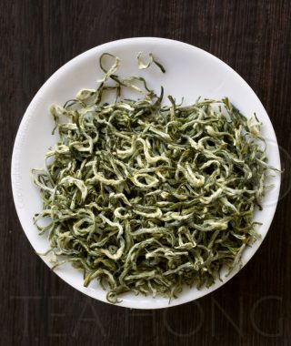 Green tea: Biluochun Supreme