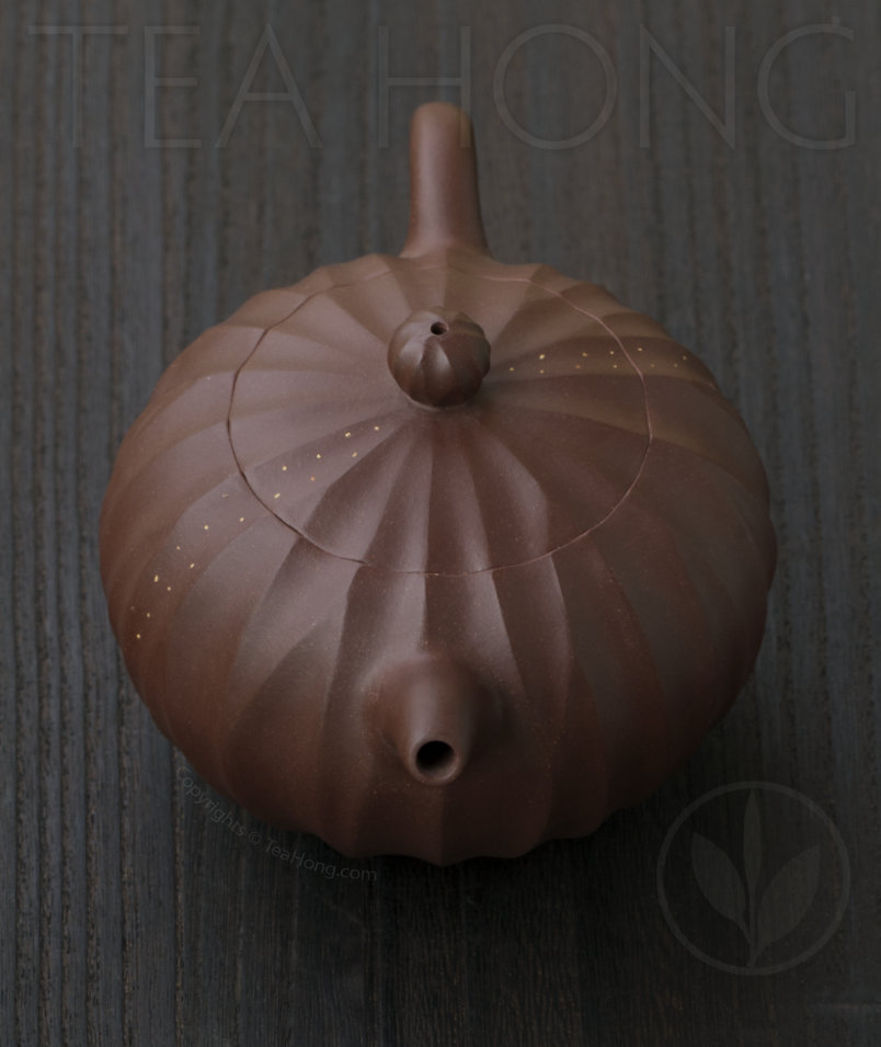 Yixing teapot: Diamond by Shen Jian Kang — front