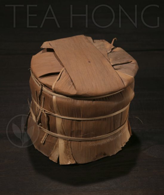Tea Hong: Lao Tong Zhi 7548 2007, discus with original bamboo bundle column Tea Hong: Lao Tong Zhi 7548 2007, discus with original bamboo bundle column
