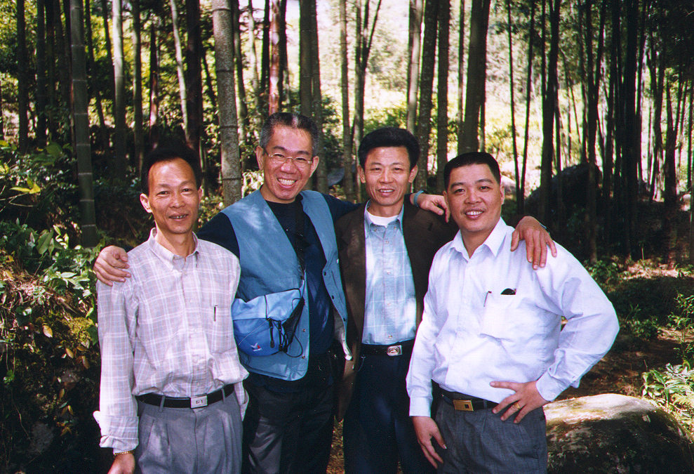 With tea farmers in Fenghuang (Phoenix)