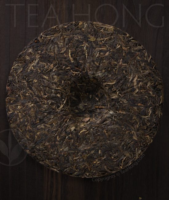 Lao Ban Zhang 2016, Aged Pu’er shengcha: back, unwrapped Lao Ban Zhang 2016, Aged Pu’er shengcha: back, unwrapped