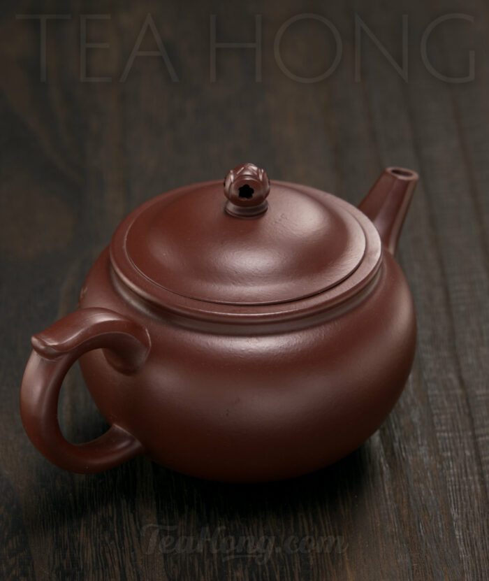 Li Guo Qiang: Old Tree, Rapid Spring Yixing teapot: back