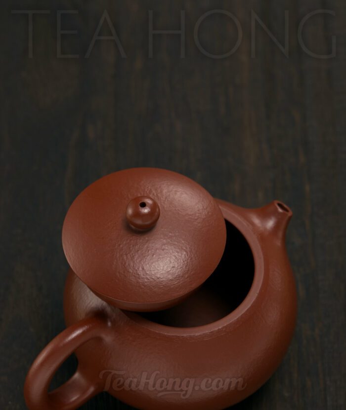 Fan Xi Ming: Xishi Yixing teapot: lid open