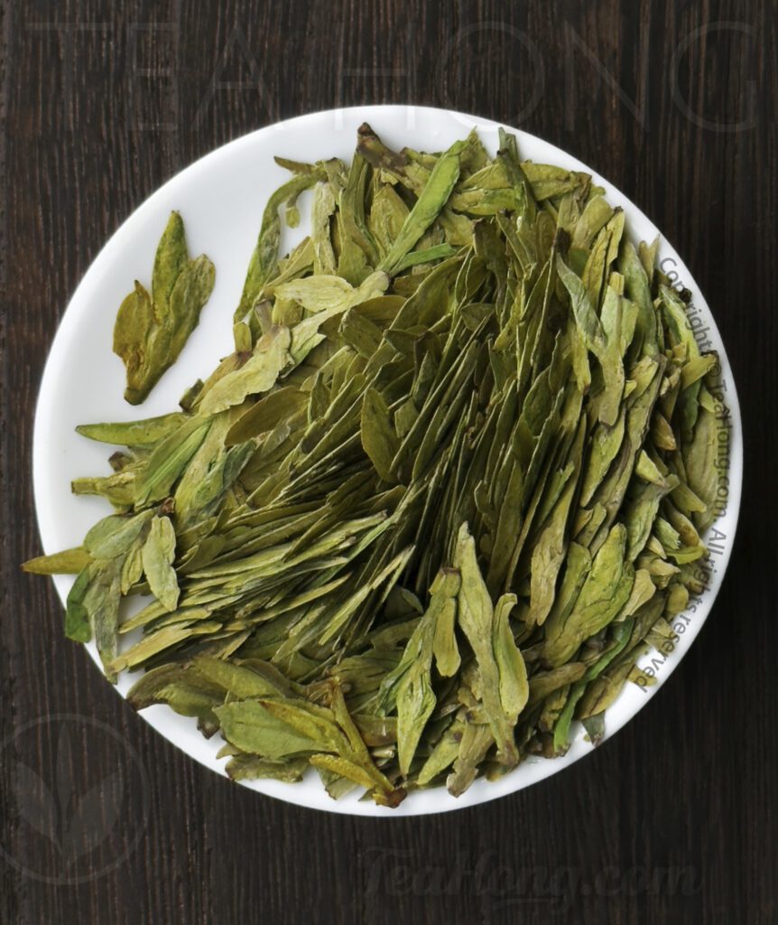 Premium hand-roasted green tea Longjing Traditional Supreme