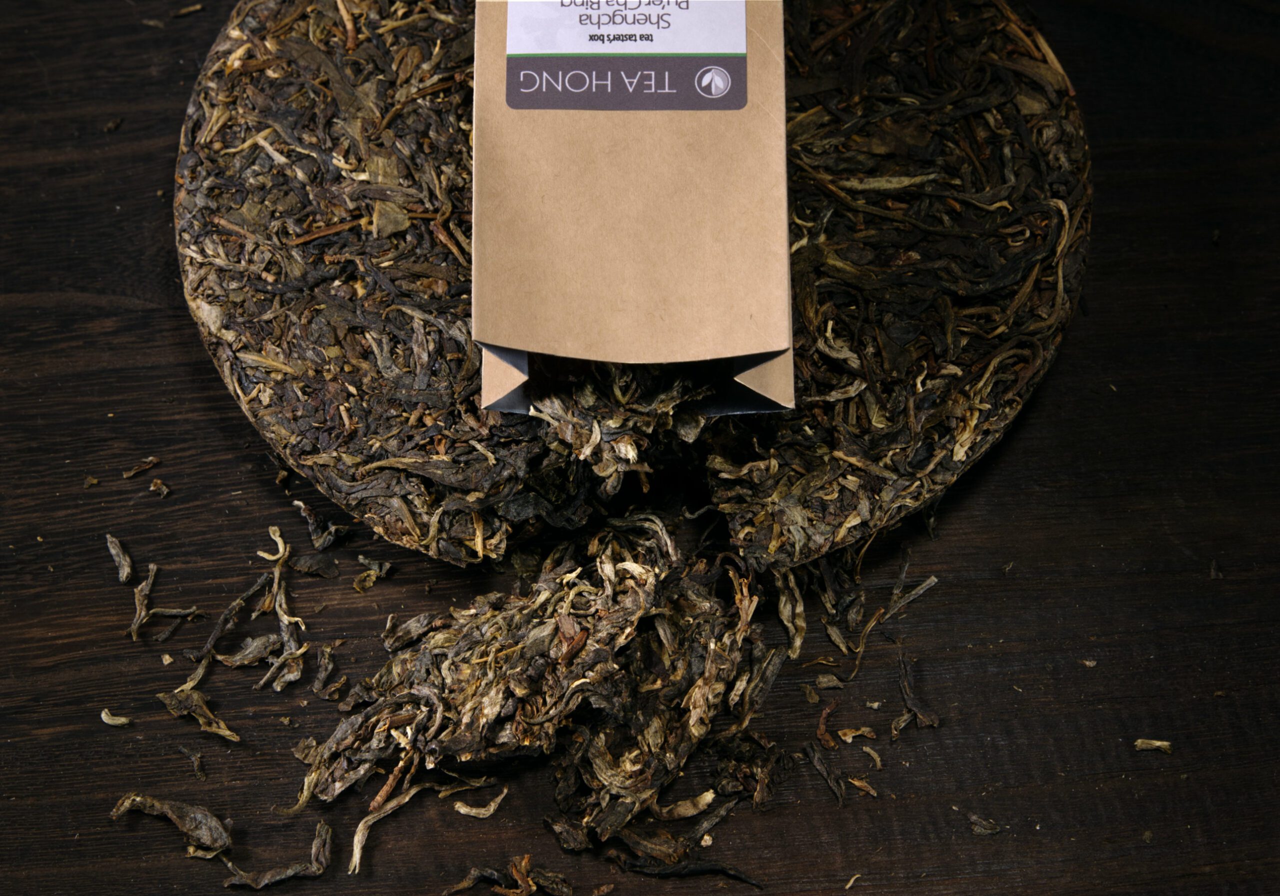 Tea Taster's Box: Shengcha Pu'er Cha Bings