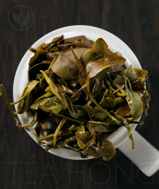 GABA Bouquet infused leaves The infused tealeaves of GABA Bouquet clearly exhibit all the gradual and slight oxidation of a deeper oxidation white tea