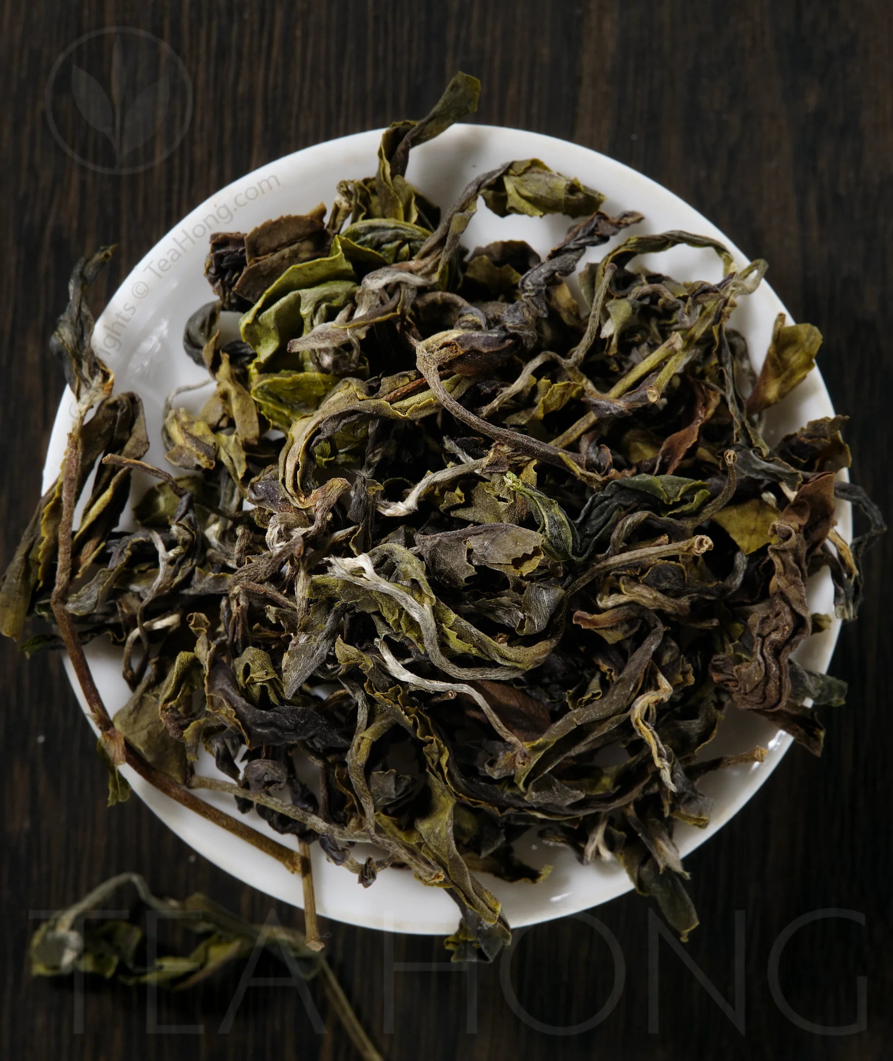 GABA Bouquet The curly dry leaves of Tea Hong's GABA Bouquet white tea
