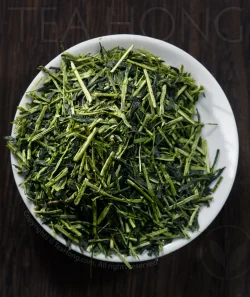 The petioles of Tea Hong's great value Japanese green tea Karegane Gyokuro