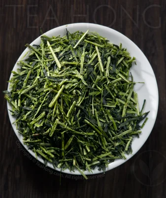 The petioles of Tea Hong's great value Japanese green tea Karegane Gyokuro