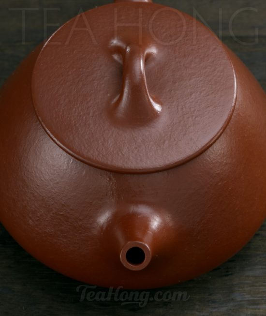 Wu Yong Jun: Stone Ladle A Yixing teapot handcrafted by Wu Yong Jun: top front view