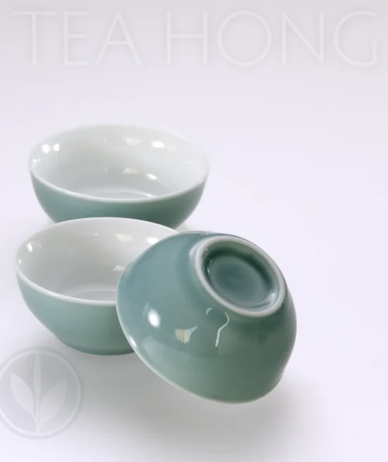 The teacups of Easy Life Traveller's Tea Set, Aqua Blue option The teacups of Easy Life Traveller's Tea Set, Aqua Blue option