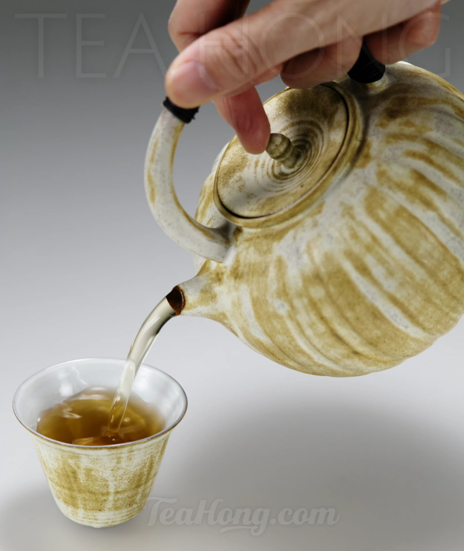 Pumpkin ti liang, Brahma earthenware teapot with arched handle