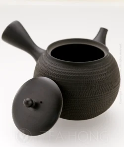 Hirotaka Umehara: a classic utilitarian kyūsu