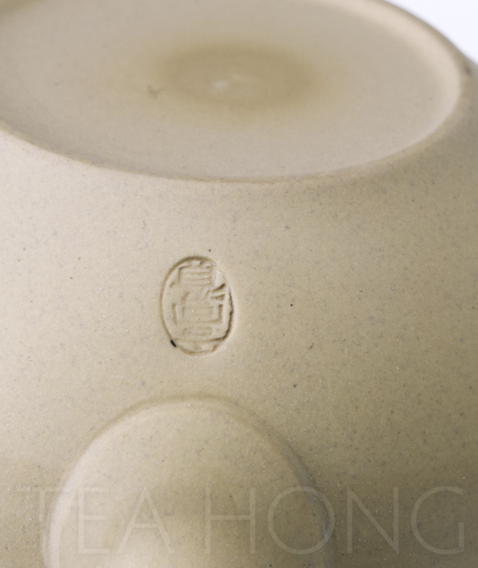 Takasuke Toen: Smoked White Clay