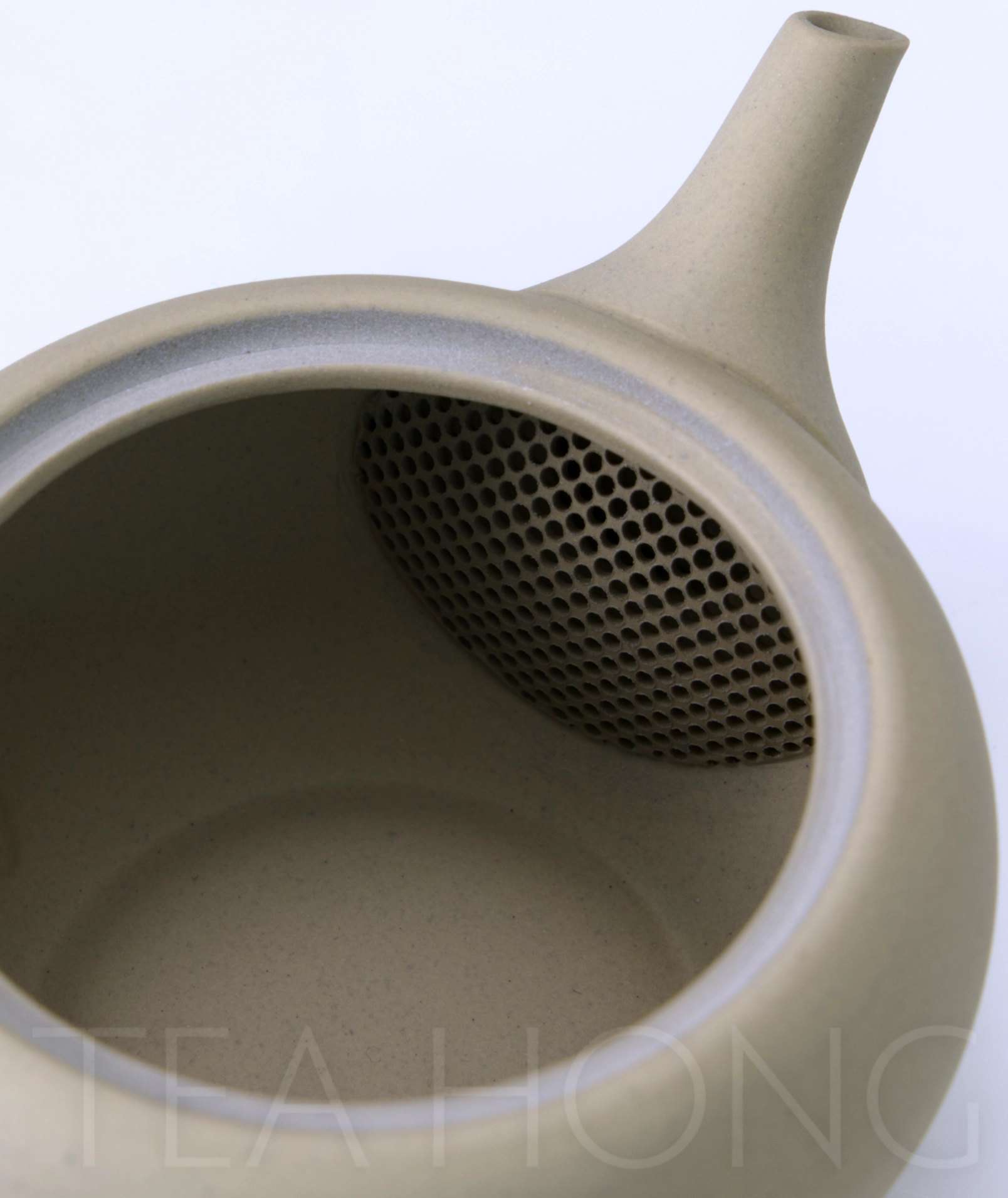 Takasuke Toen: Smoked White Clay