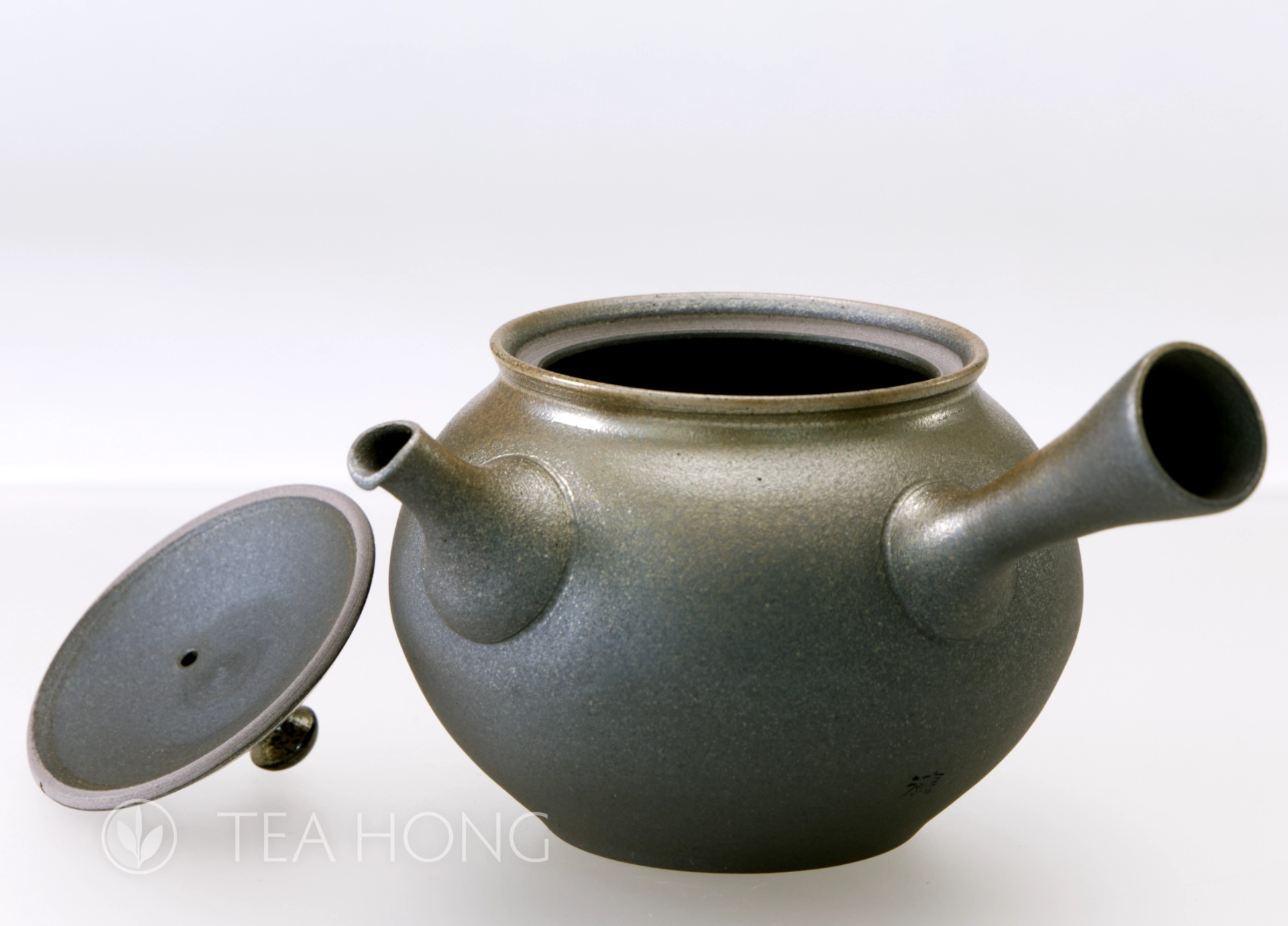 Tokuta Fujita: Dark Pearl with Double Brim