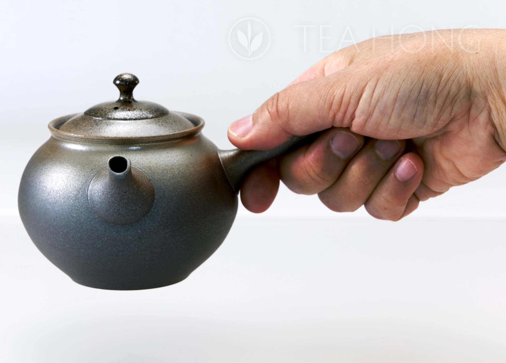 Tokuta Fujita: Dark Pearl with Double Brim