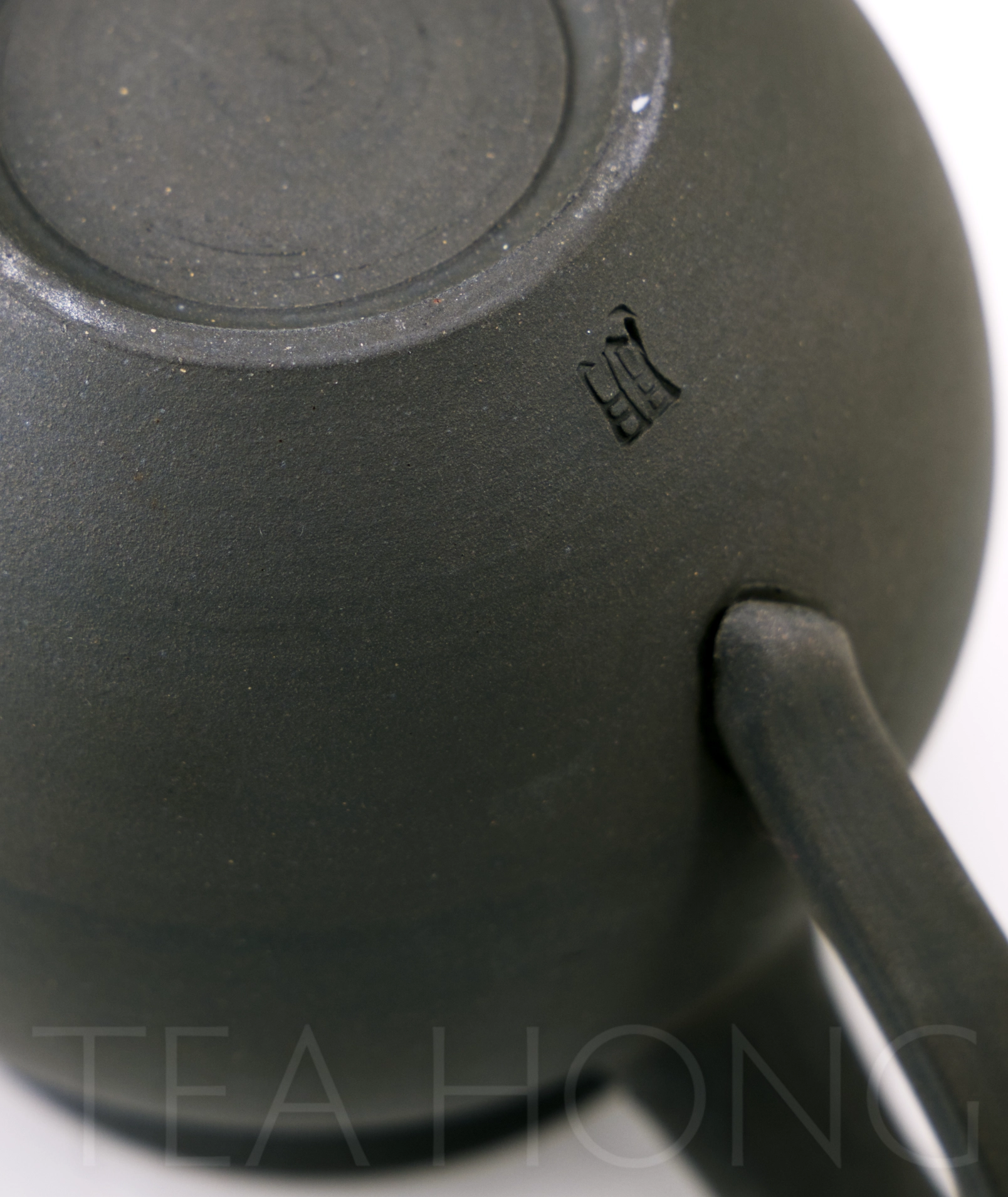 Tomohiro Sawada: The Plain Teapot
