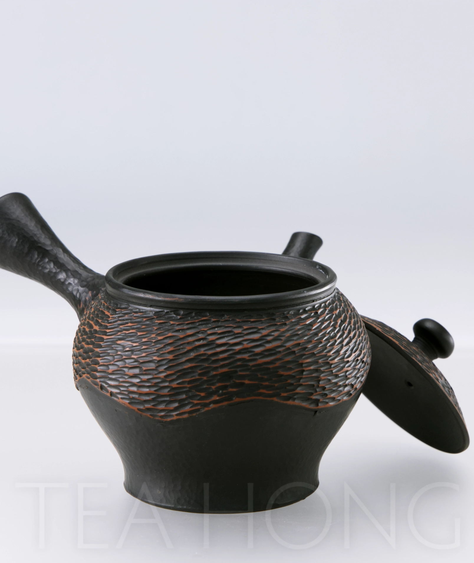Yoshiki Murata: Black Cut