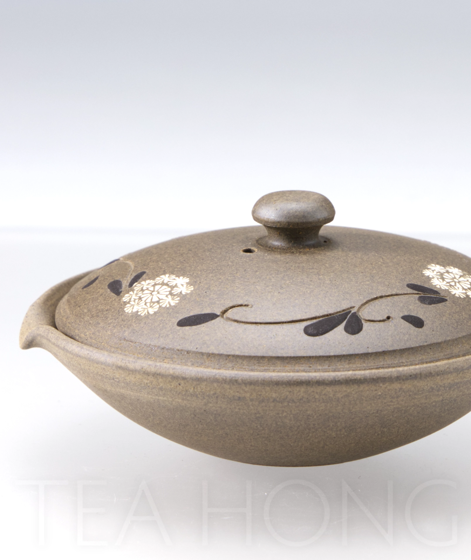 Yutaka Tsuzuki: Skinclay Shiboridashi teapot