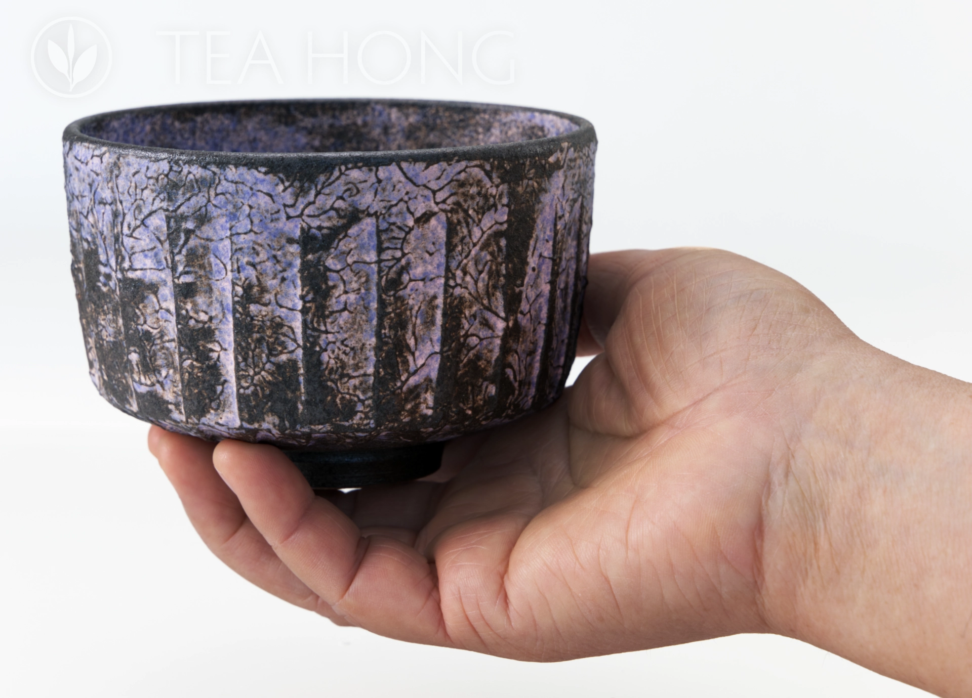 Kiyomizuyaki chawan: Hewn Purple