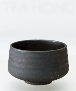 Minoyaki chawan: Black Gold Crystals