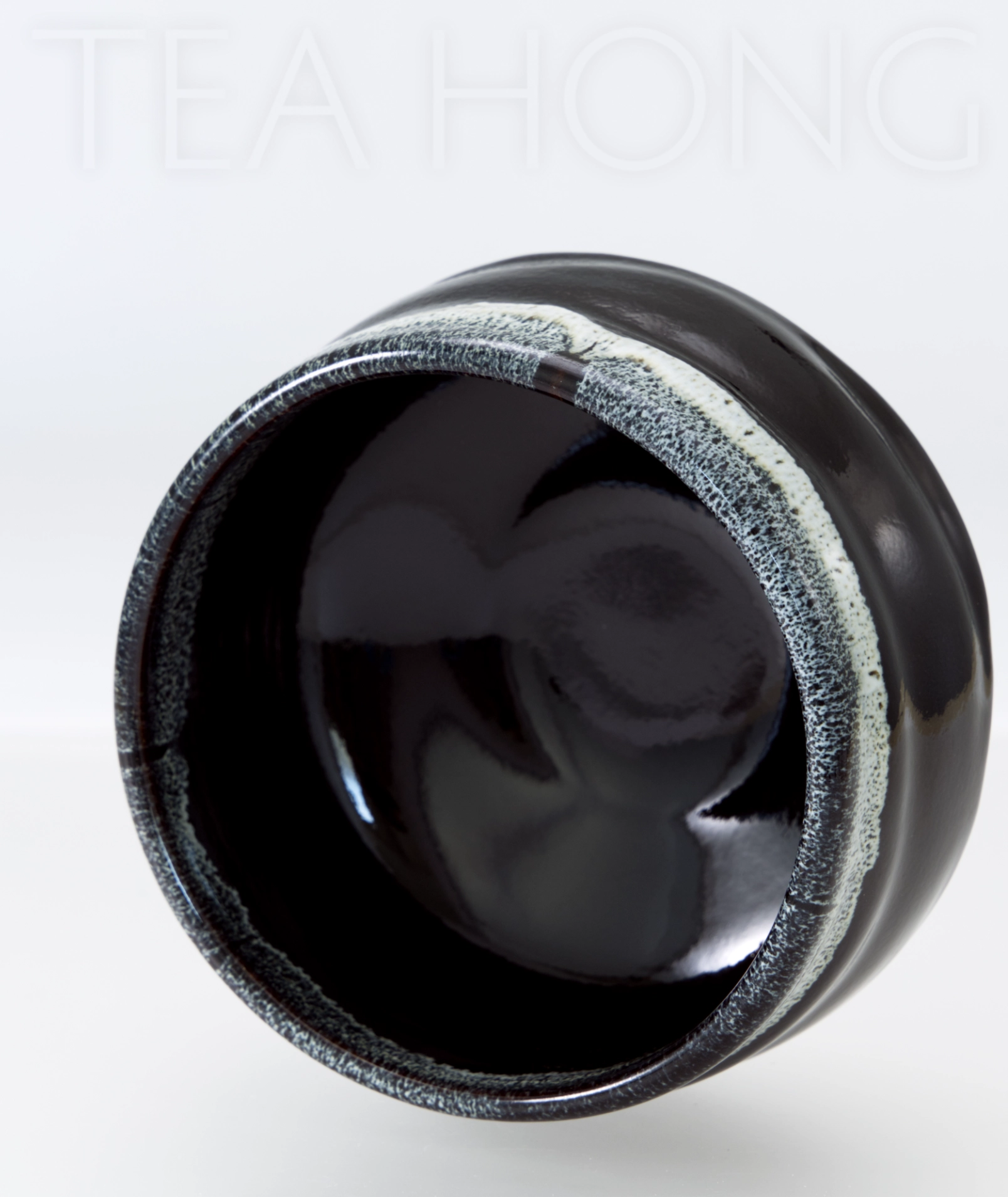 Minoyaki chawan: Tea Well Tenmoku