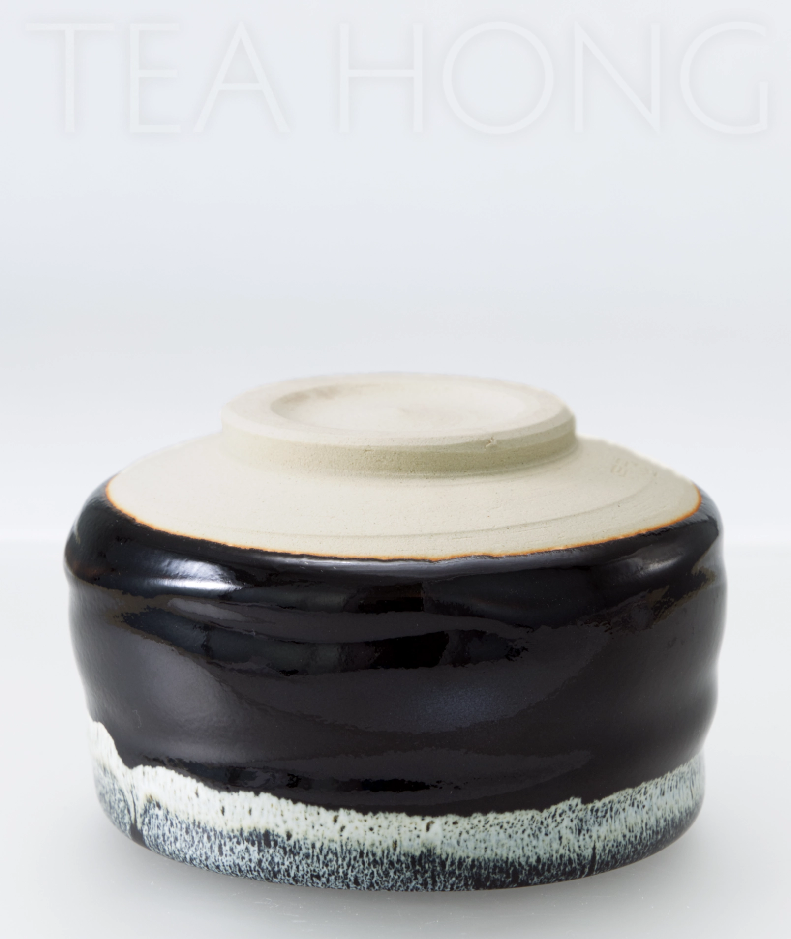 Minoyaki chawan: Tea Well Tenmoku