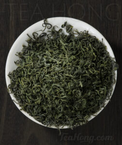 Tea Hong's April Mist green tea is a top grade first flush Yunwu Tea Hong's April Mist green tea is a top grade first flush Yunwu