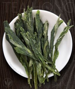 A unique and handmade, wood-charcoal light baked green tea that is far more intricate in taste while preserving more of this special leaf's precious natural contents
