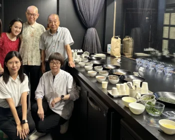 Tea tasting session with the Tea Master Kikuoka in his workshop in Uji